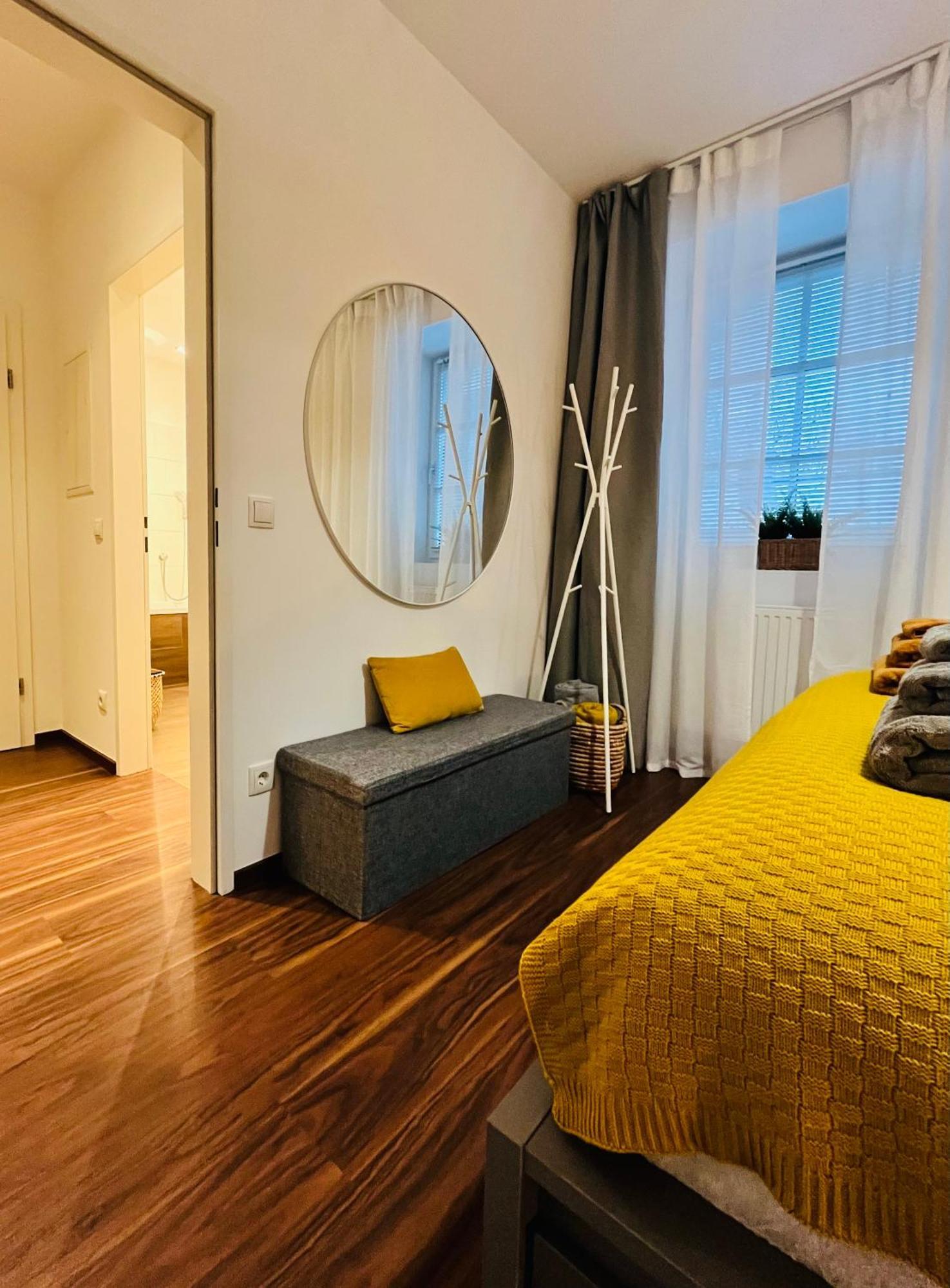 Apartment M4 Salzburg Bagian luar foto
